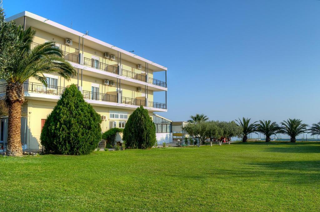 Kopsis Beach Hotel Пефкохори Екстериор снимка