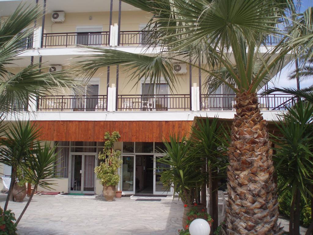 Kopsis Beach Hotel Пефкохори Екстериор снимка