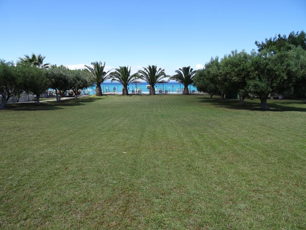 Kopsis Beach Hotel Пефкохори Екстериор снимка